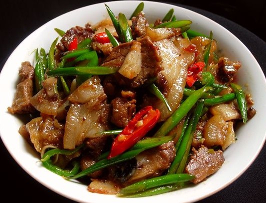 蒜苗豬頭肉