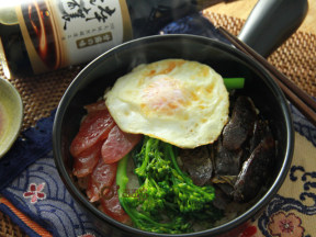 臘腸煲仔飯