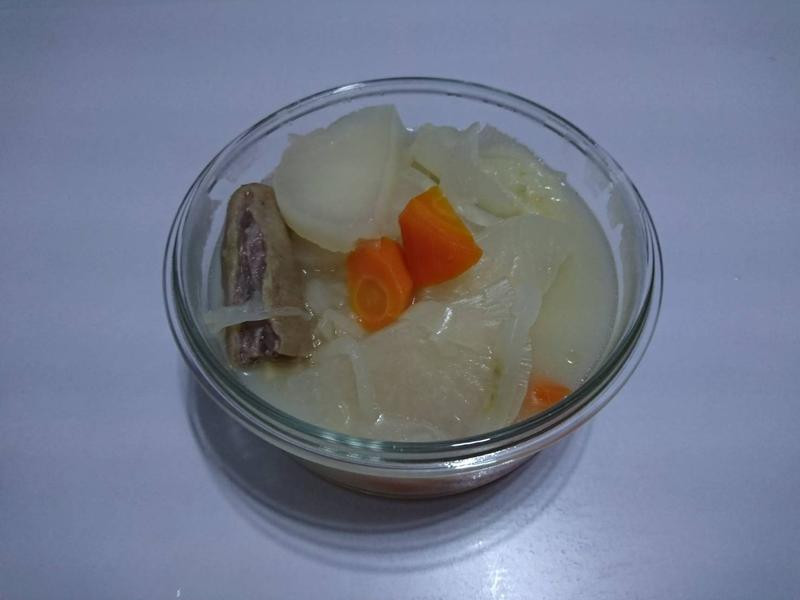 蘿卜豬尾湯