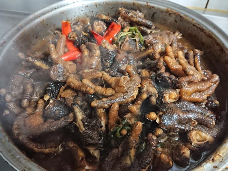 鹵雞爪