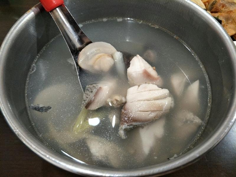 蛤蠣鯧魚湯
