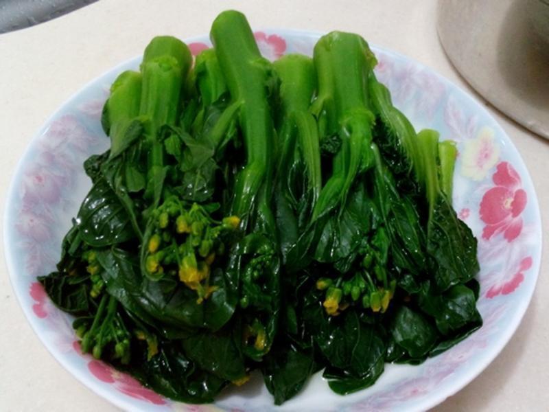 油鹽水灼菜心