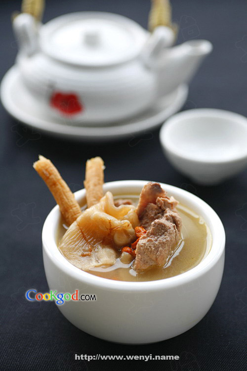 花膠美容養(yǎng)膚湯