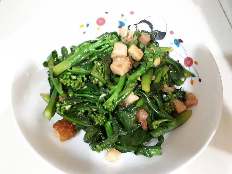 芥藍(lán)花炒燒肉