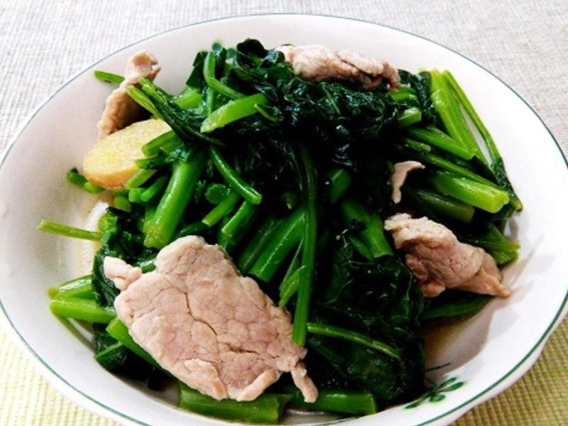 芥藍(lán)炒肉片