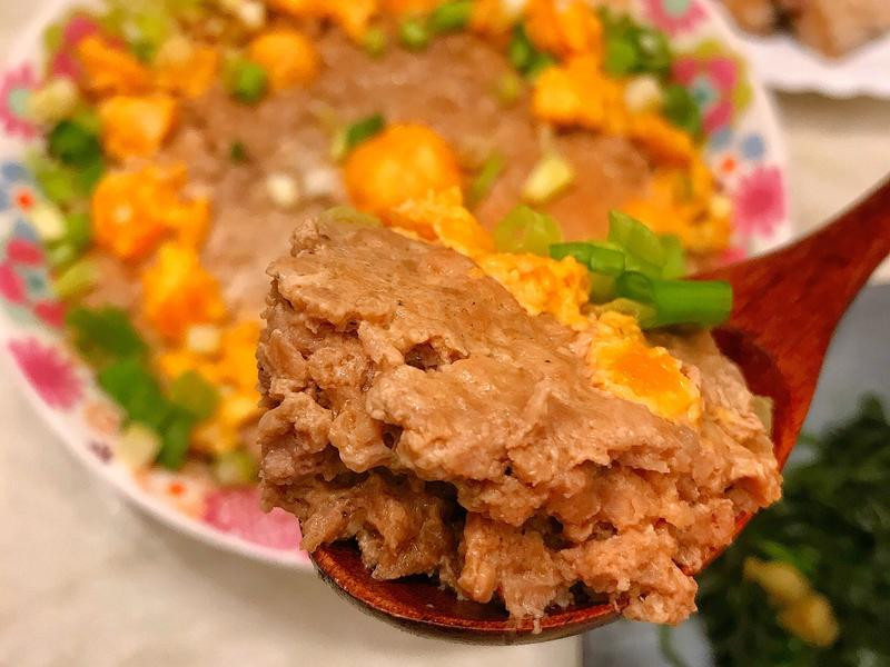 咸蛋蒸肉餅