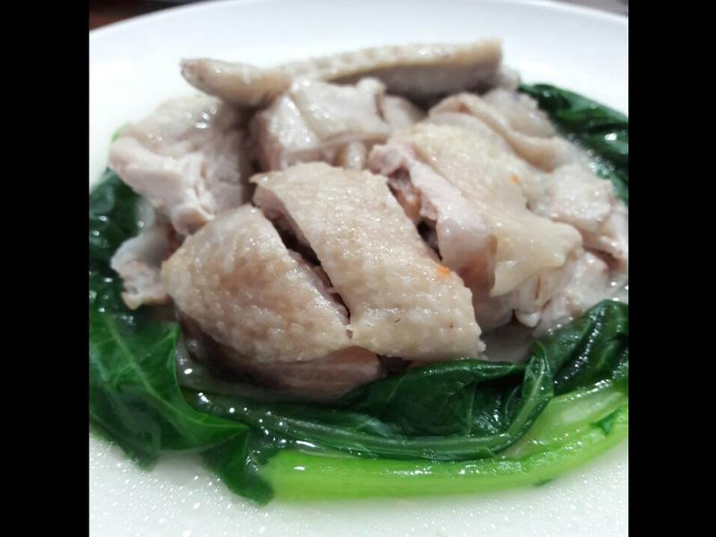 白斬雞佐芥藍(lán)