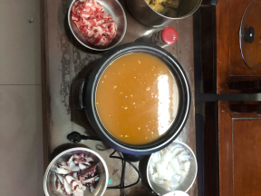 花膠雞煲