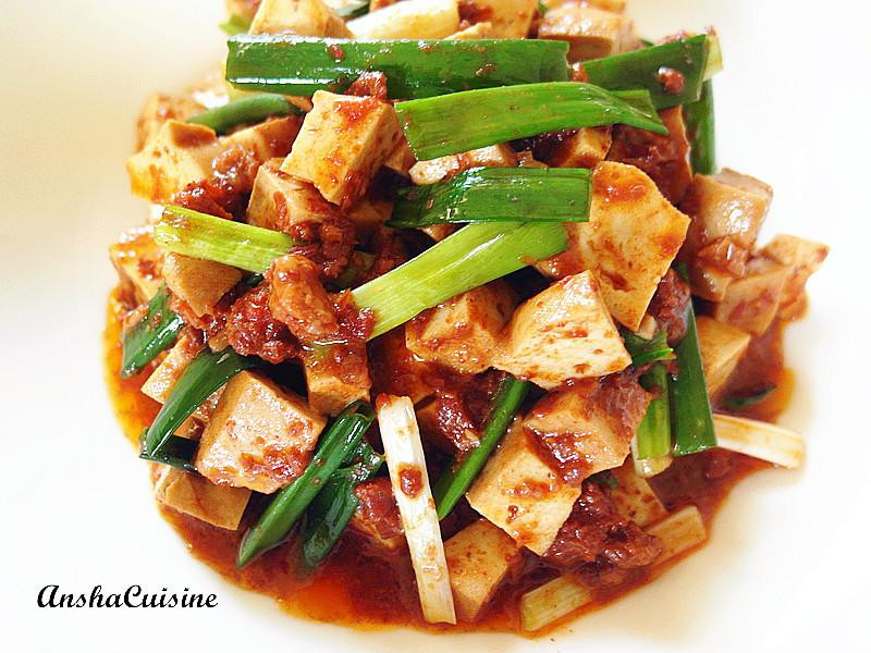 辣肉醬炒豆干