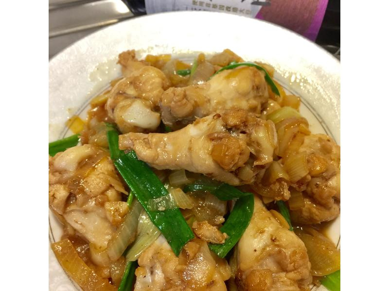 洋蔥燒雞