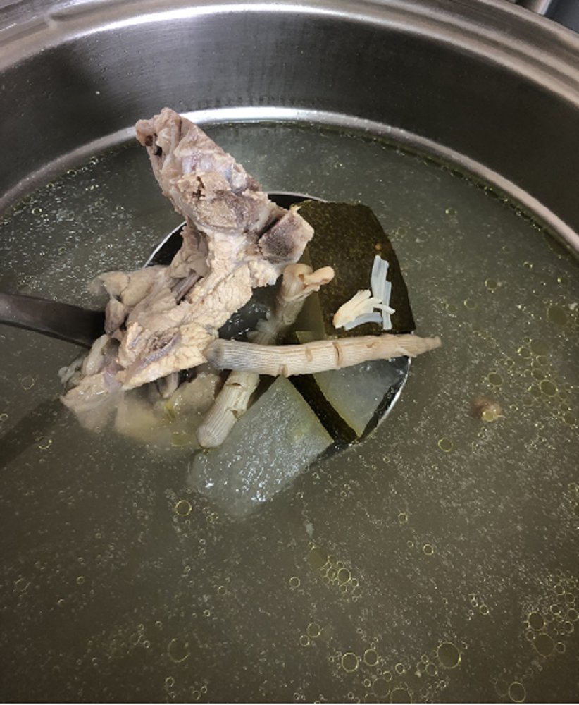 沙蟲瑤柱冬瓜湯