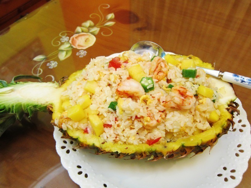 蝦仁鳳梨蛋炒飯