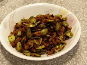 辣版臭豆蝦米