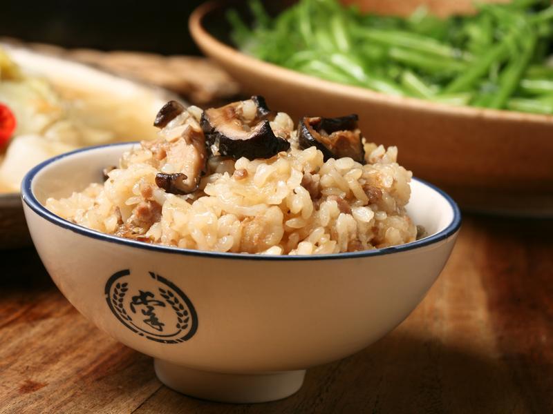 黑早冬菇豚肉燉飯