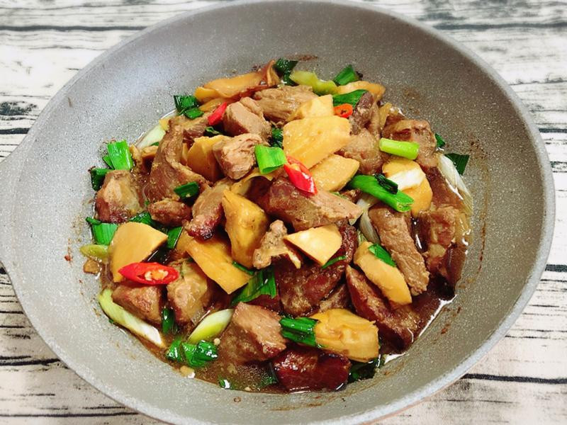 冬筍鹵松阪豬肉
