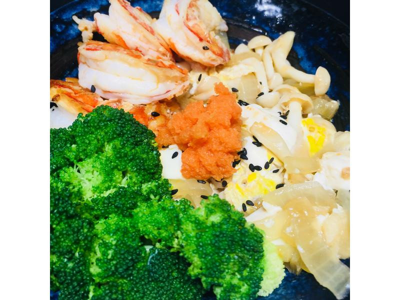 天使紅蝦菇菇豆腐丼飯