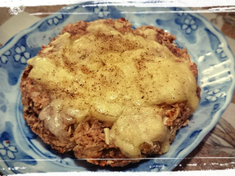 香烤黑胡椒起司鮪魚豆渣餅