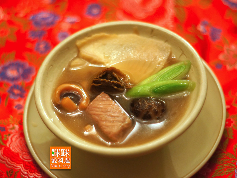 冬筍魷魚(yú)螺肉蒜湯