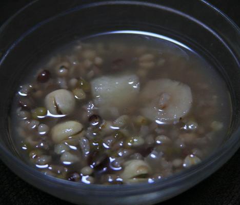 山藥薏米養顏粥