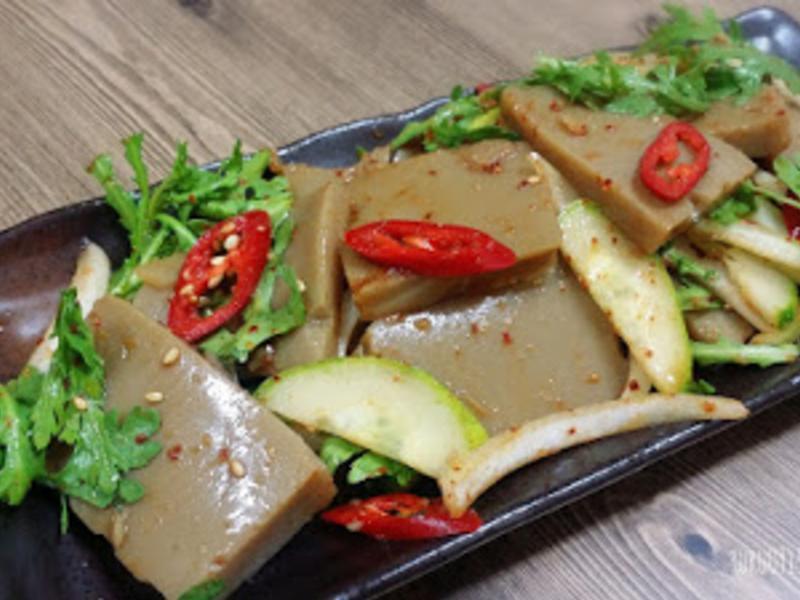 涼拌橡子涼粉