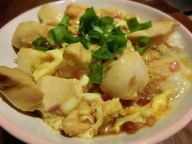 日本料理店的招牌親子丼