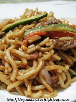 牛肉炒烏冬面
