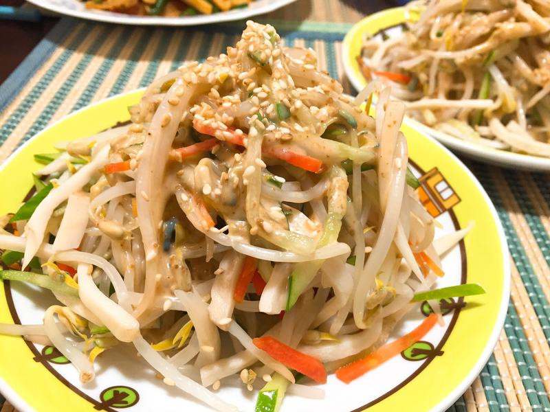 涼拌豆芽菜