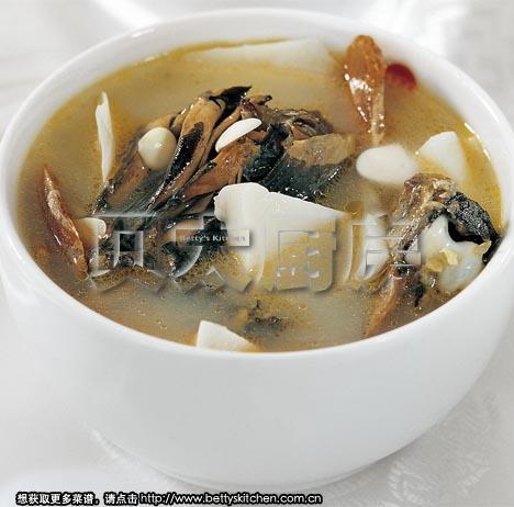 椰子煲雞湯