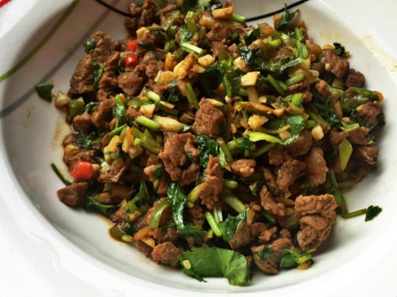 湖南風味香菜辣椒牛肉