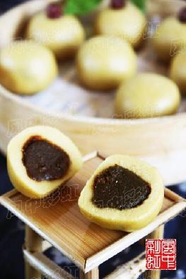 棗泥黃米團子