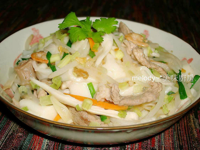 醬香肉絲炒河粉