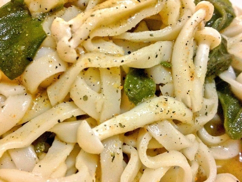 蕎麥黑蔴鮮面