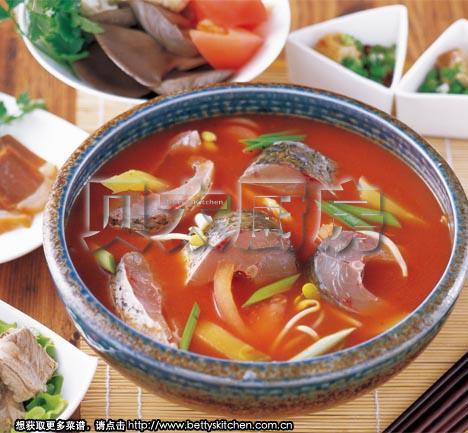 苗家酸湯魚火鍋