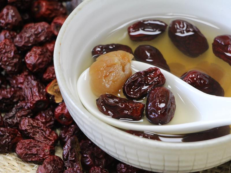 養(yǎng)生桂圓紅棗茶
