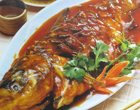 茄汁鰱魚(yú)