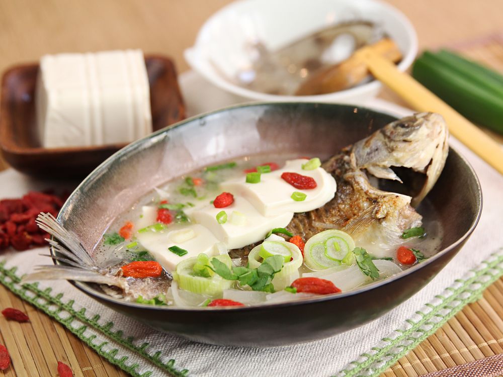 鯽魚蘿卜豆腐湯