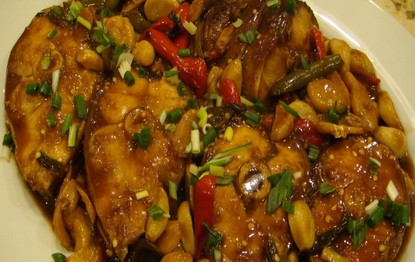 大蒜鰱魚(yú)