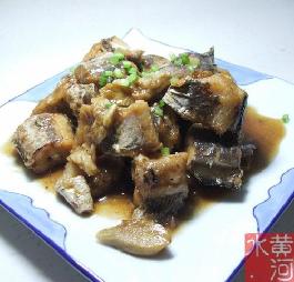 大蒜燜鰻魚