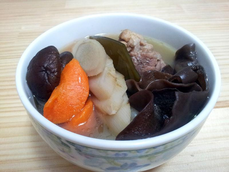 牛蒡木耳蔬菜湯